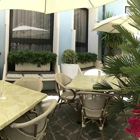 Arpa Hotel